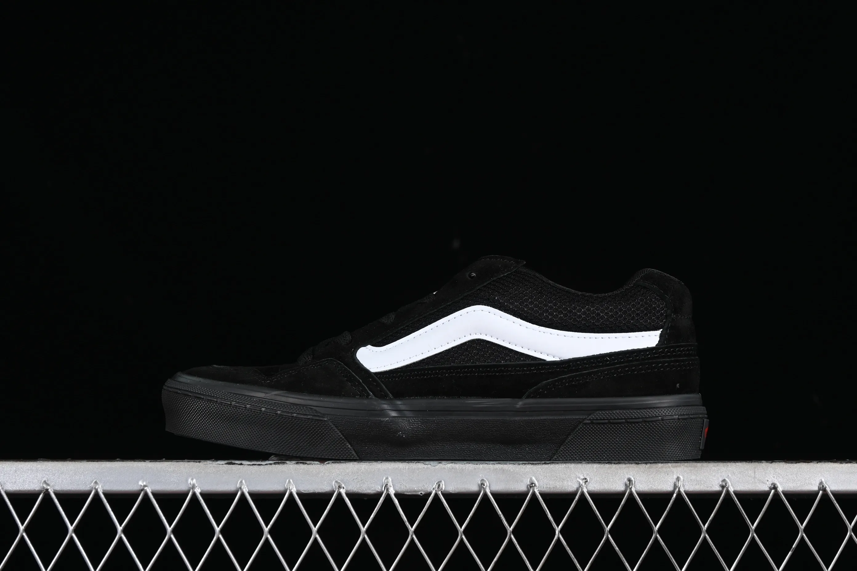 All categories Vans Vans series Vans Low Vans low-top Vans Caldrone Vans official Black Warrior American retro casual skateboard shoes VN0007P9BA2